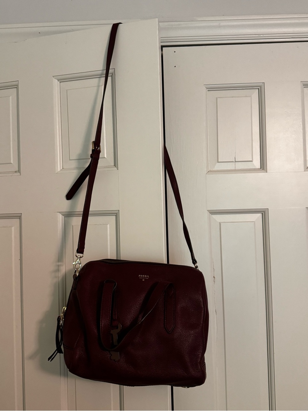 Fossil Deep Burgundy Leather Tote Satchel - Picture 7 of 10